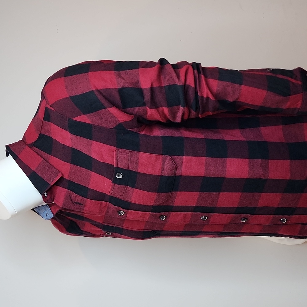 TAILOR VINTAGE BUTTON-DOWN LONG SLEVES BLACK & RED PLAD SHIRT, MEDIUM (M) - Picture 3 of 13